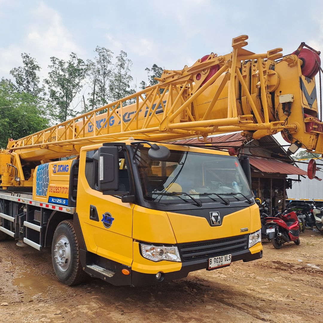 Sewa Crane Bekasi Selatan